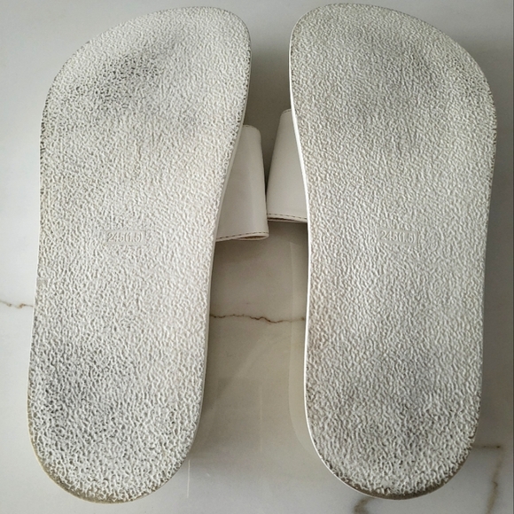 SHEIN, white faux leather wedge sandals Size 8 or EU39 - Picture 7 of 7